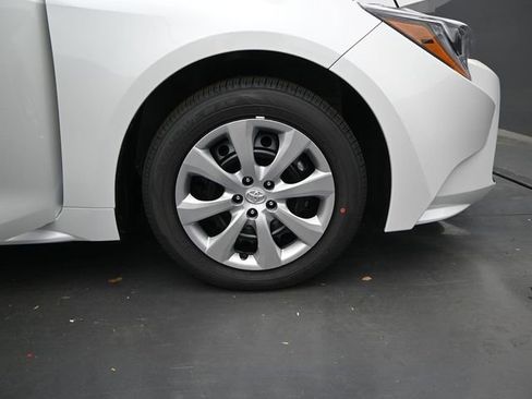 New 2026 Toyota Corolla LE FWD image 15