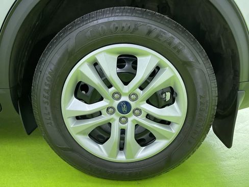 Used 2020 Ford Escape S image 15