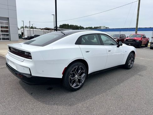 New 2026 Dodge Charger R/T AWD/4WD image 3
