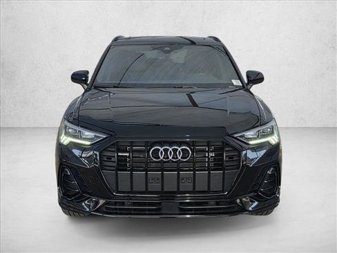 Used 2025 Audi Q3 2.0T Premium Plus w/ Premium Plus Package image 2