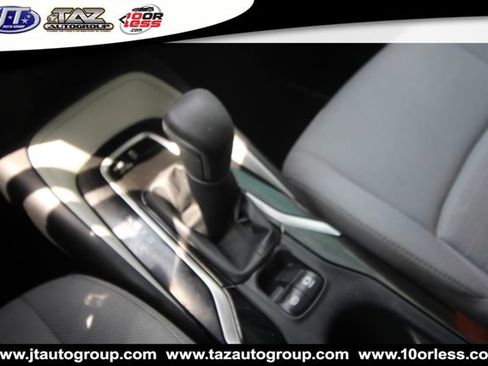 Used 2020 Toyota Corolla SE FWD image 20