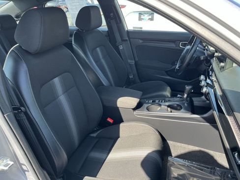 Used 2023 Honda Civic Sport image 26