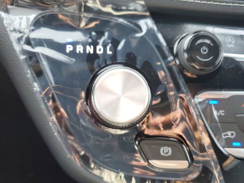 New 2026 Chrysler Pacifica Select image 25