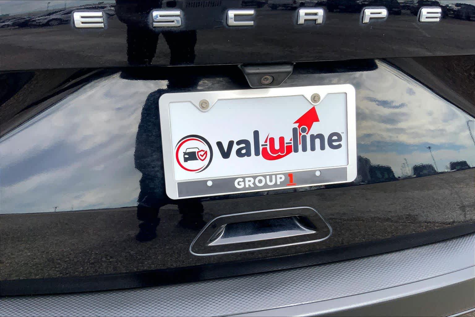 Used 2021 Ford Escape SE w/ SE Sport Appearance Package FWD image 10