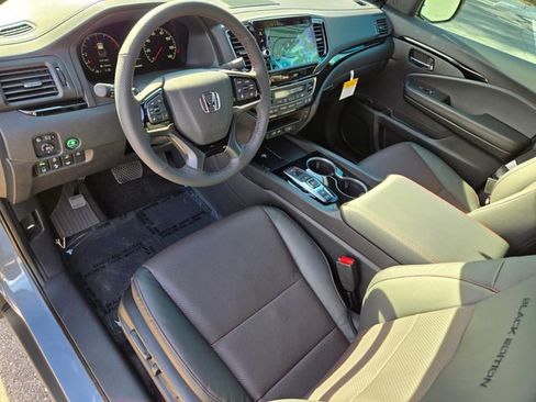 New 2026 Honda Ridgeline Black Edition image 10