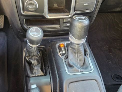 Used 2024 Jeep Wrangler Sport image 16