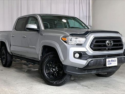 Used 2022 Toyota Tacoma SR5 image 1