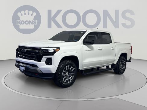 Used 2026 Chevrolet Colorado Z71 AWD/4WD image 1