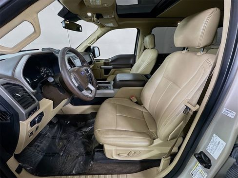 Used 2018 Ford F150 Lariat w/ Equipment Group 502A Luxury image 15