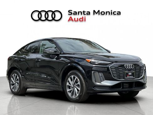New 2027 Audi Q6 e-tron Premium AWD/4WD image 9