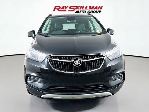 Used 2019 Buick Encore Preferred image 2