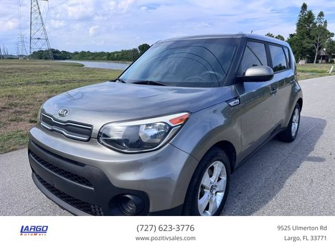 Used 2018 Kia Soul w/ Convenience Package FWD image 1