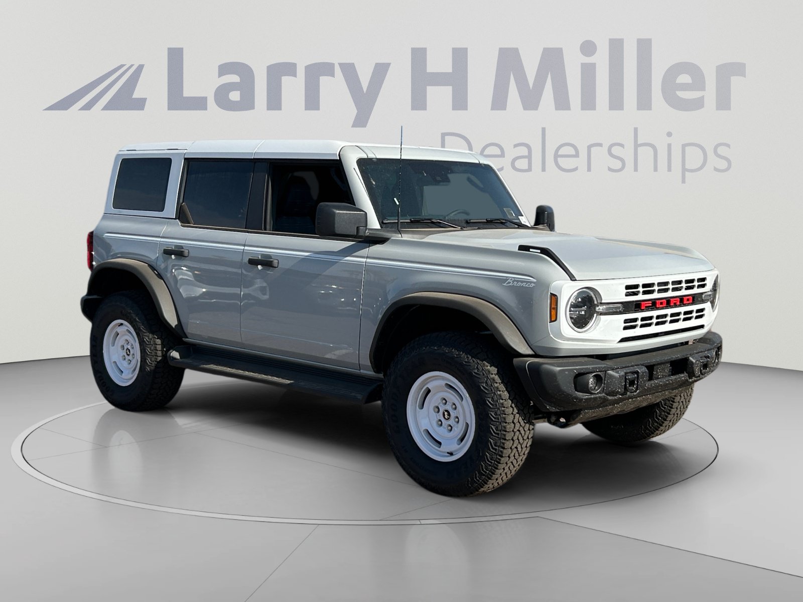 New 2026 Ford Bronco Heritage Edition AWD/4WD image 7