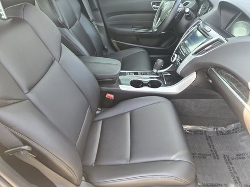 Used 2020 Acura TLX image 12