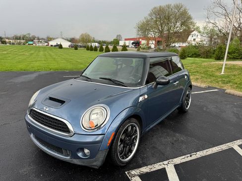 Used 2010 MINI Cooper S FWD image 2