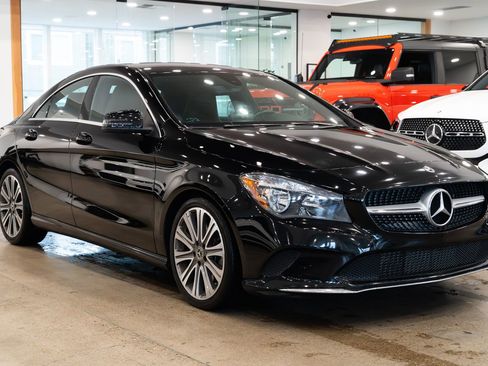 Used 2018 Mercedes-Benz CLA 250 image 3