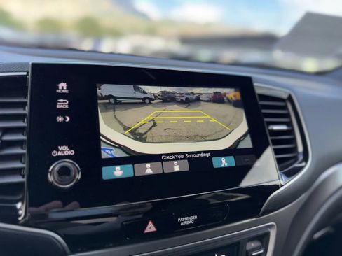 Used 2025 Honda Passport EX-L image 29