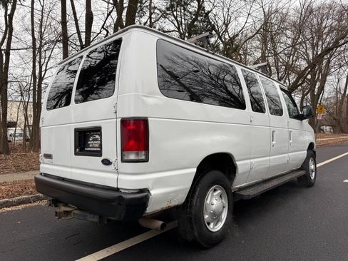 Used 2007 Ford E-350 and Econoline 350 XLT RWD image 5