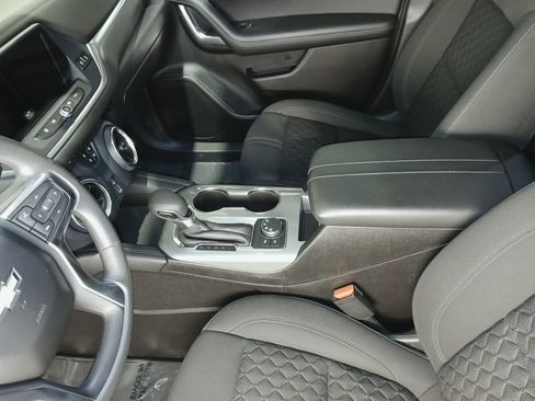Used 2021 Chevrolet Blazer LT AWD/4WD image 17