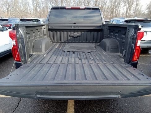 Used 2022 Chevrolet Silverado 1500 LTZ image 10