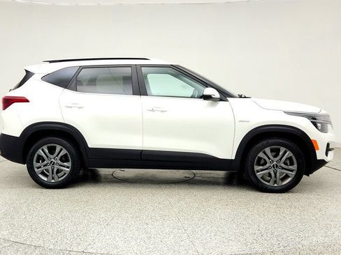 Used 2023 Kia Seltos S AWD/4WD image 4
