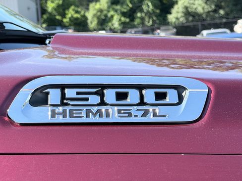 Used 2020 RAM 1500 Laramie AWD/4WD image 10