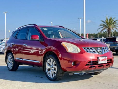 Used 2011 Nissan Rogue SV w/ SL Pkg FWD image 4