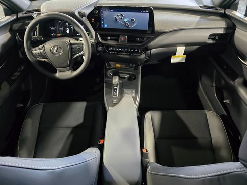 New 2026 Lexus UX 300h FWD image 30