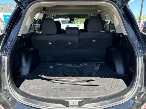 Used 2018 Toyota RAV4 Adventure w/ Cold Weather Package AWD/4WD image 5