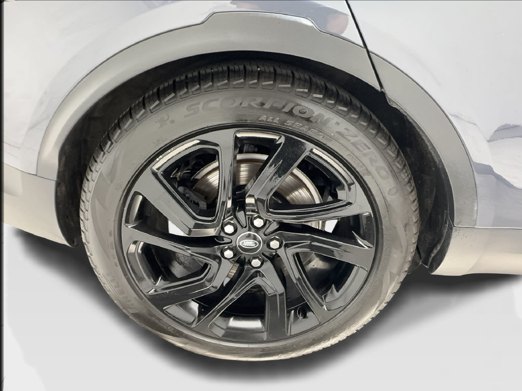 Used 2025 Land Rover Discovery S AWD/4WD image 16