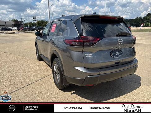 Certified 2026 Nissan Rogue S FWD image 4