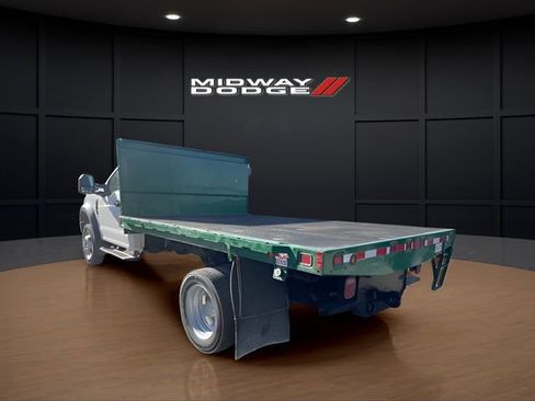 Used 2019 Ford F550 2WD Regular Cab Super Duty image 1