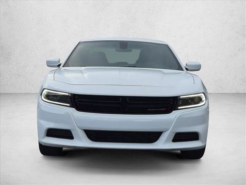 Used 2022 Dodge Charger SXT RWD image 2