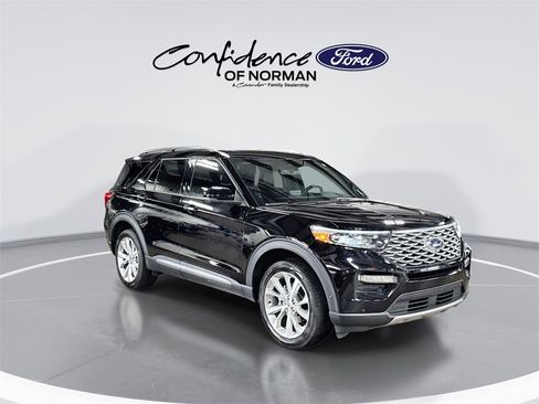 Used 2023 Ford Explorer Platinum w/ Technology Package image 11
