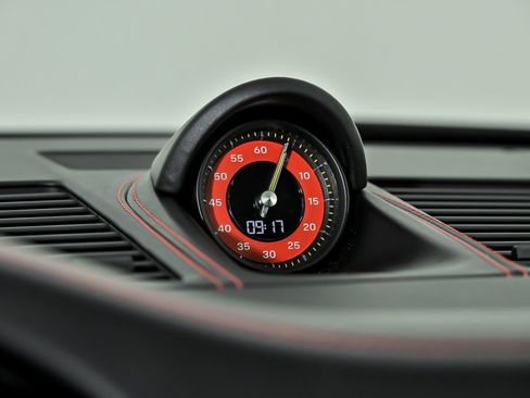 Used 2022 Porsche 911 GT3 RWD image 31