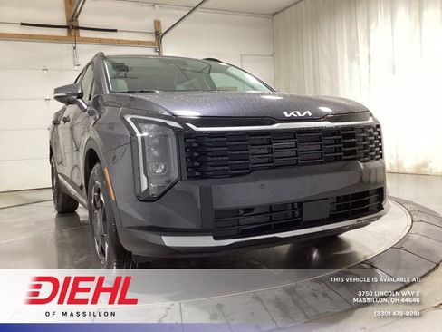 New 2026 Kia Sportage EX image 1