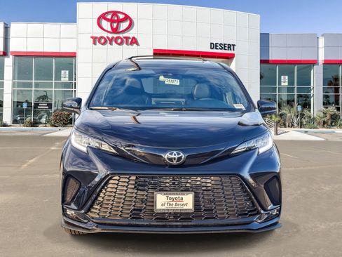 New 2026 Toyota Sienna XSE AWD/4WD image 2