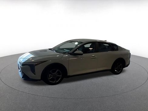 Used 2025 Kia K4 FWD image 4