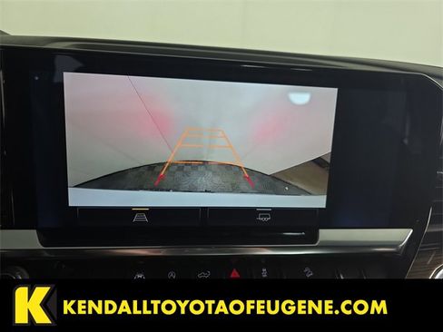 Used 2024 Chevrolet Silverado 1500 LT Trail Boss image 18