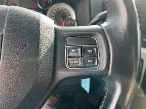 Used 2015 RAM 2500 SLT w/ Luxury Group image 12