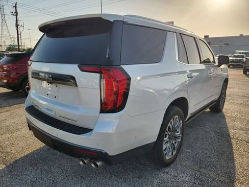 Used 2023 GMC Yukon Denali Ultimate AWD/4WD image 5