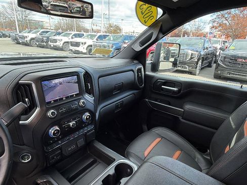 Certified 2023 GMC Sierra 2500 AT4 image 12