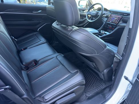 Used 2021 Jeep Grand Cherokee L Limited RWD image 14