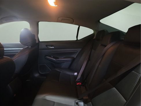 Used 2023 Nissan Altima 2.5 SR image 10