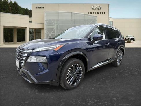 Used 2026 Nissan Rogue Platinum w/ Platinum Premium Package AWD/4WD image 1