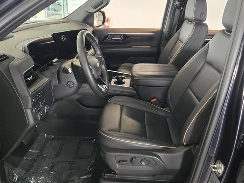 Certified 2025 Chevrolet Tahoe Premier AWD/4WD image 25