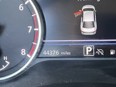 Used 2025 Nissan Sentra SV FWD image 12