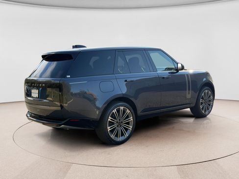 New 2026 Land Rover Range Rover SE AWD/4WD image 5