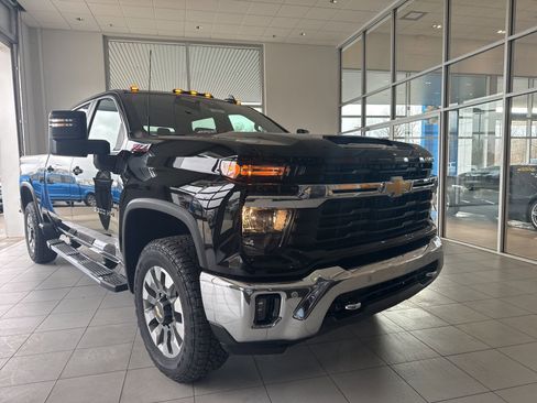 New 2026 Chevrolet Silverado 3500 LT w/ All Star Edition image 3