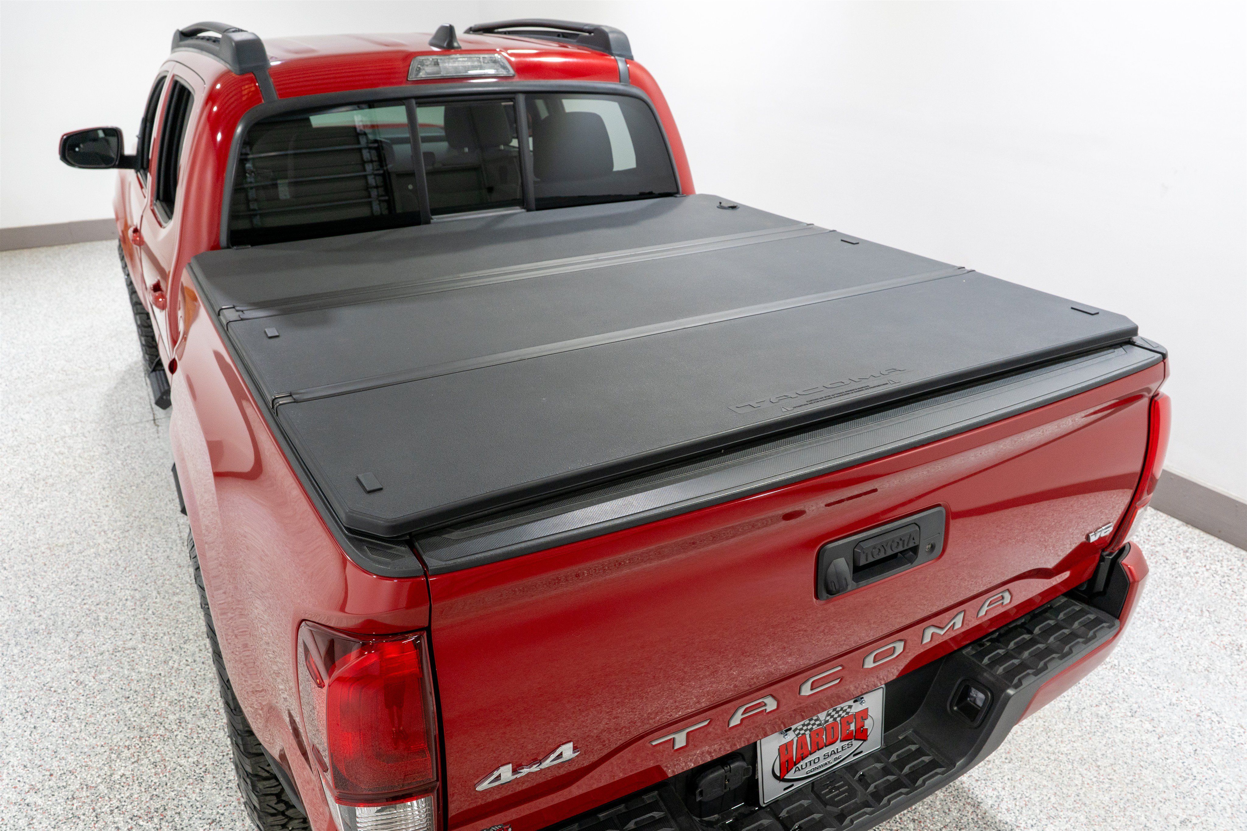 Used 2023 Toyota Tacoma SR AWD/4WD image 11